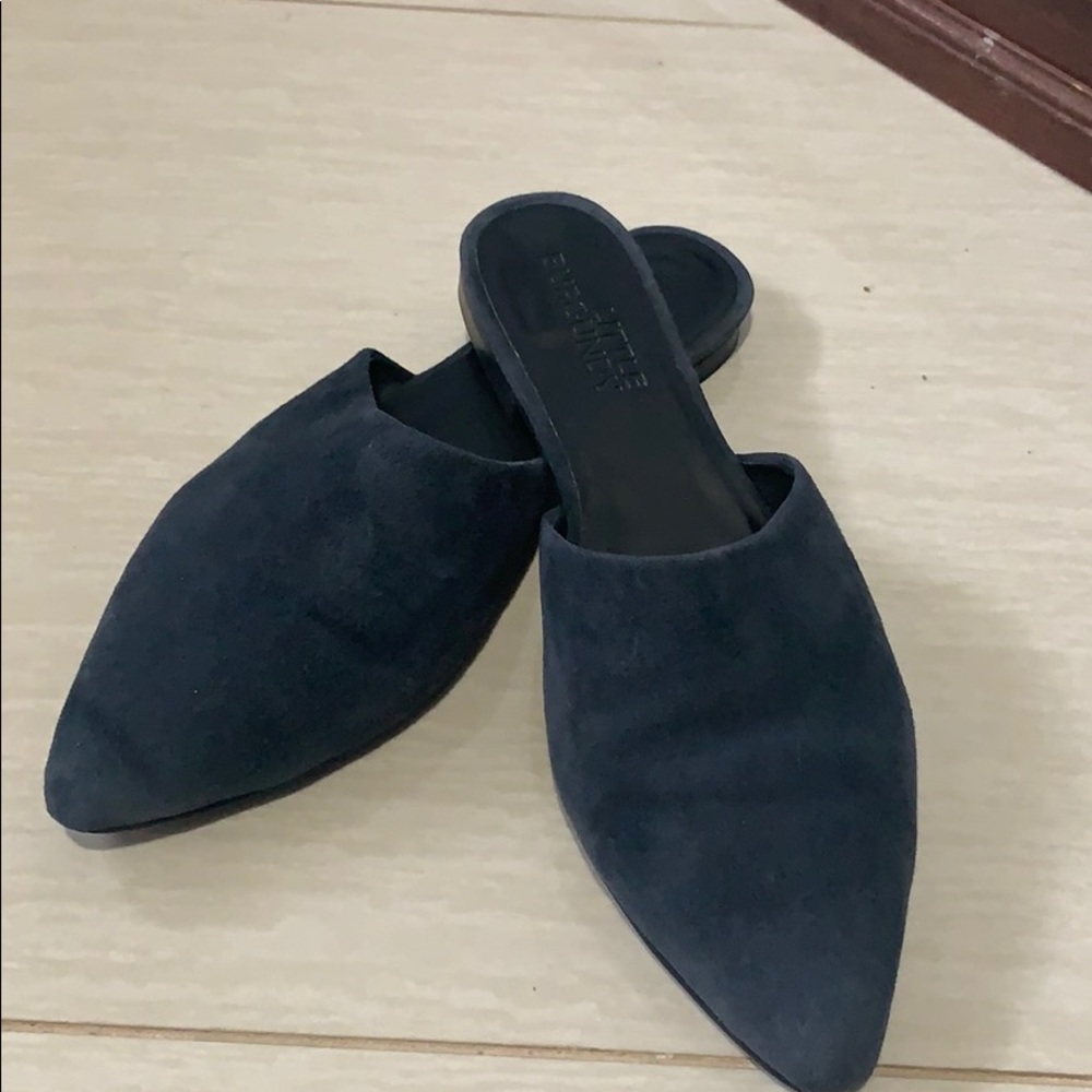Little Burgandy mules 8.5